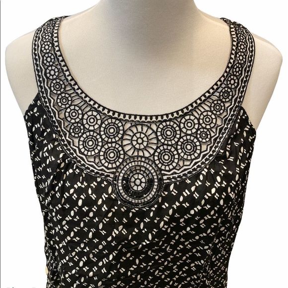 Tank top blouse with draw string bottom - Picture 2 of 3